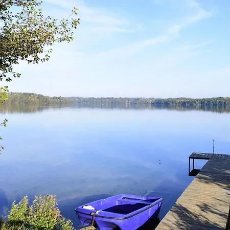 Σπίτι διακοπών Holiday Directly At The Lake,